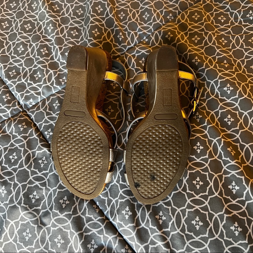 Wedge Heels - Picture 5 of 5